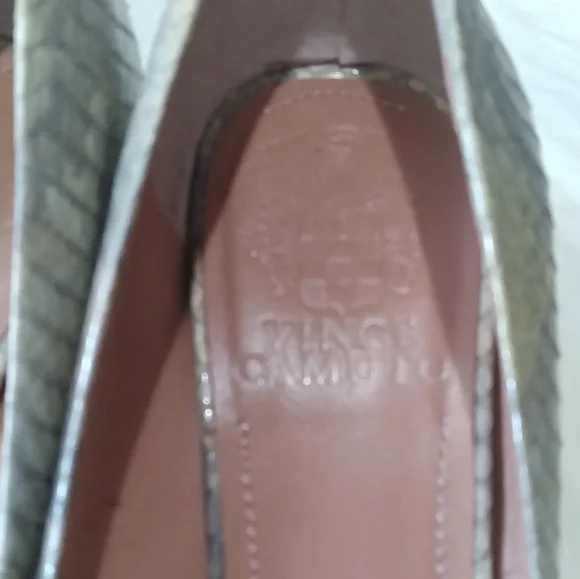 Vince Camuto  Platform Korsi Leather Snake Skin Silver Heels Size 5.5 - Picture 5 of 13